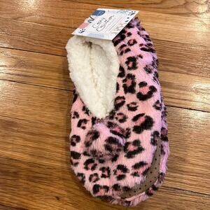 Cozy Critter Company Leopard Print Sherpa Cozies Pink Black L/XL 8-10